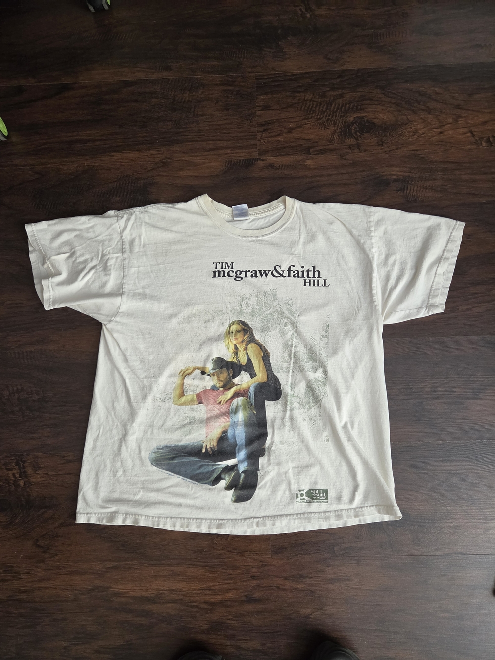 Gildan White Tim McGraw & Faith Hill Photo Graphic Tee